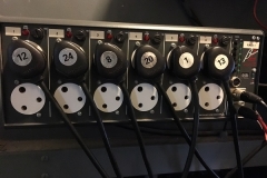 15A plugs numbered with the rig socket are plugged into any convenient dimmer (e.g. socket 12 is plugged into dimmer 1). (c) Theatrecrafts.com