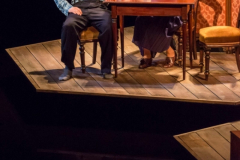 Michael Esper as Tom and Cherry Jones as Amanda in The Glass Menagerie (2017). Photo (c) Johan Persson