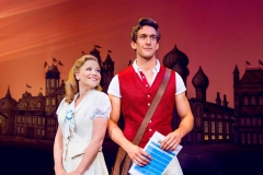 Suzie Mathers (Glinda) & Oliver Savile (Fiyero). Photo by Matt Crockett (from the Wicked London website)