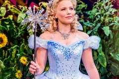 Suzie Mathers (Glinda). Photo by Matt Crockett (from the Wicked London website)