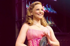 Suzie Mathers (Glinda). Photo by Matt Crockett (from the Wicked London website)