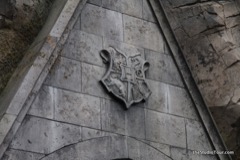 Crest above the main Hogwarts entrance, April 2016